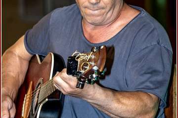 Cuatro cantautores animan la noche del viernes en La Garita/TA e Ildefonso Rodríguez.
